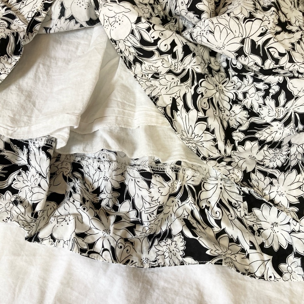 Aryeh cotton black and white lined swing skirt size large - Picture 4 of 7